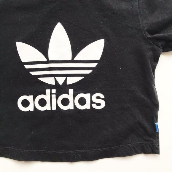 Adidas black trefoil boxy t-shirt EUC XS(6Y) - Picture 3 of 5